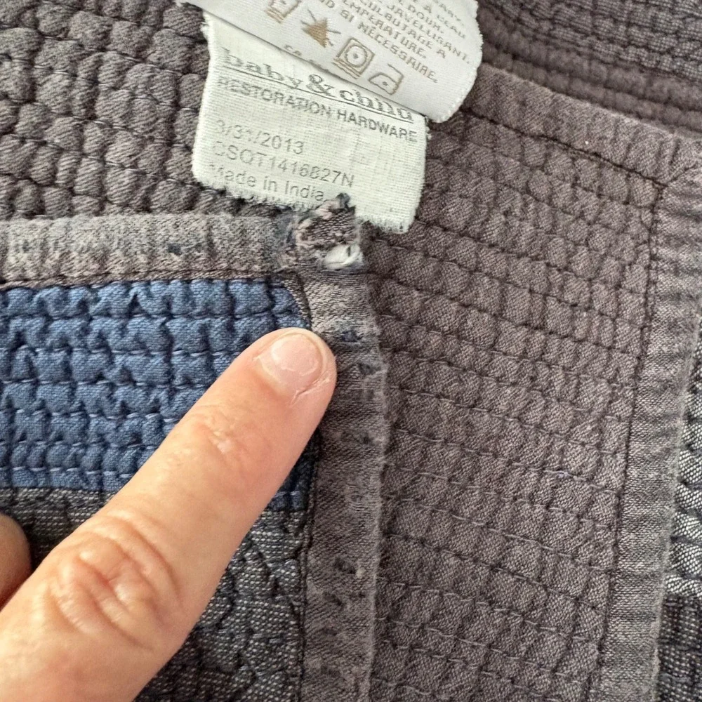 Restoration Hardware Baby & Child Striped Cotton Quilt Blu Grey 70x86 Revresible